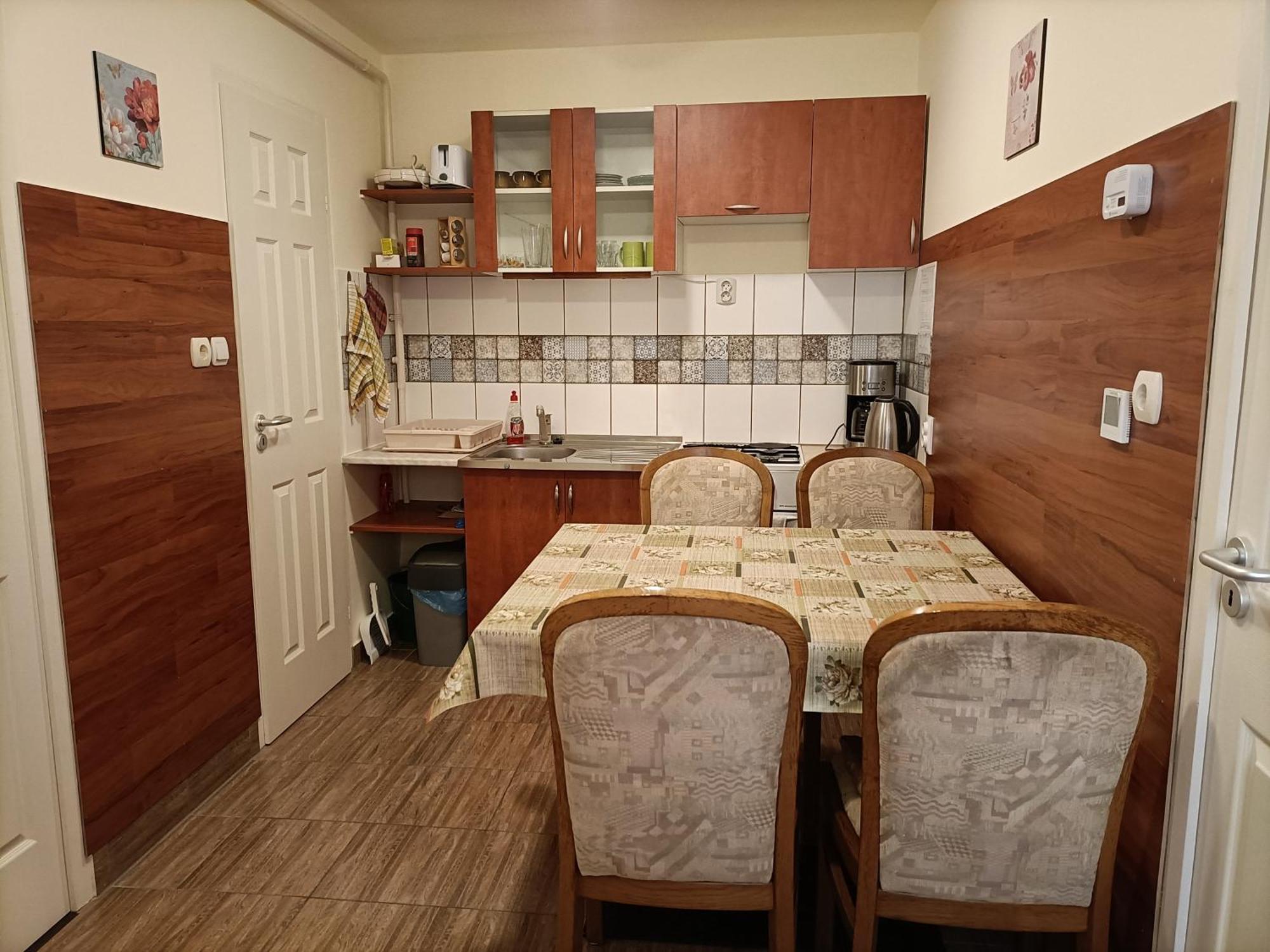 Start Apartmanok เปตช์ ภายนอก รูปภาพ