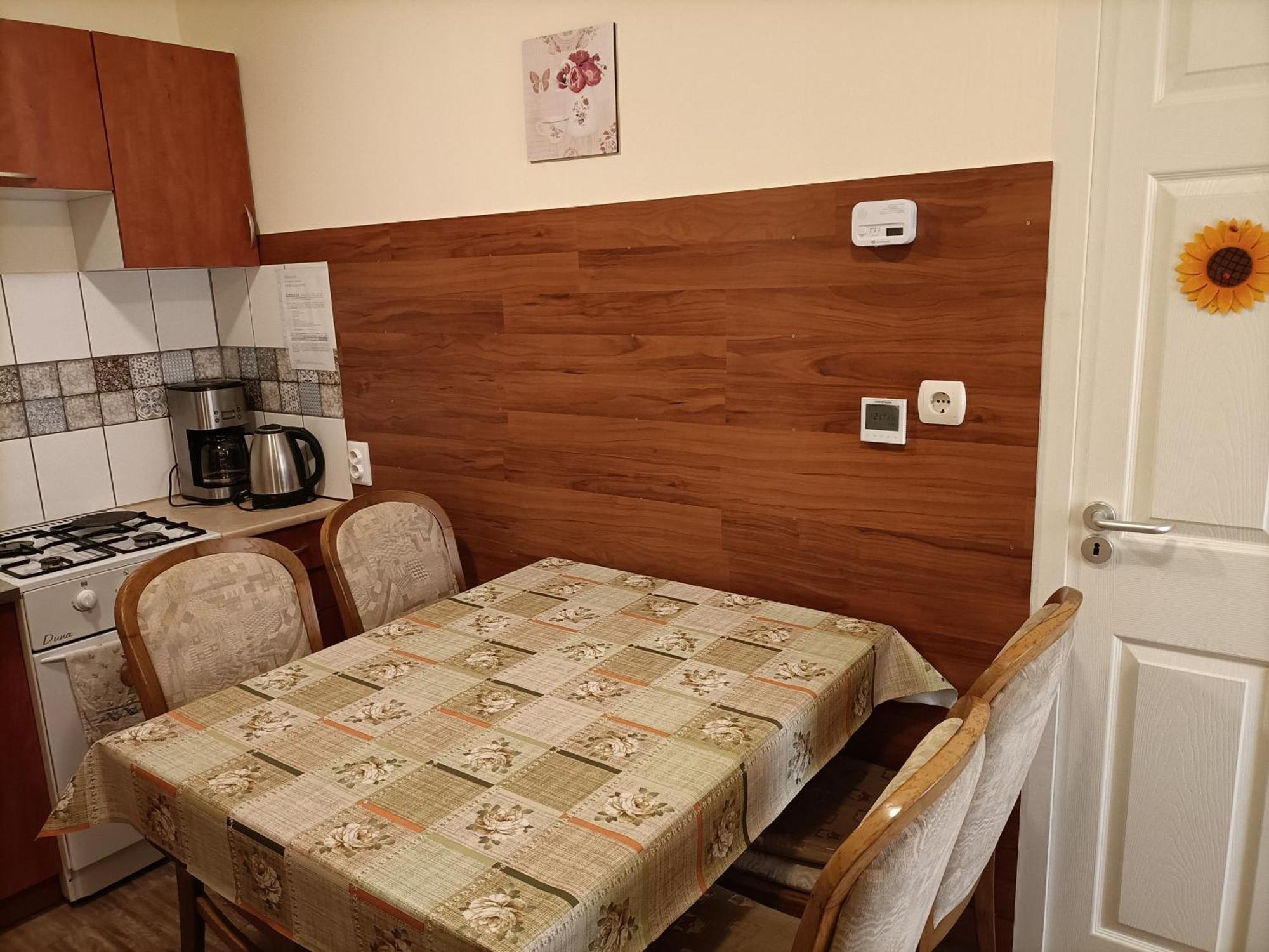 Start Apartmanok เปตช์ ภายนอก รูปภาพ